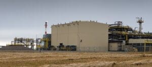 Image: The massive Sunrise Plant, the largest gas plant built in Western Canada in 30 years, sits on farmland near Dawson Creek. It was one of three gas plants in a row exempted from provincial environmental assessments. © Garth Lenz