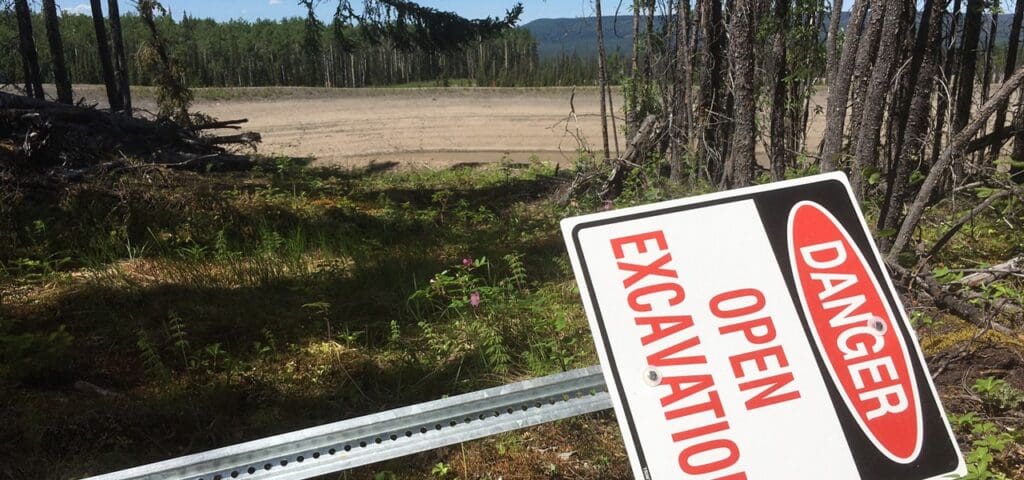 Warning sign near Progress Energy's largest unlicensed dam. Photo: Ben Parfitt.
