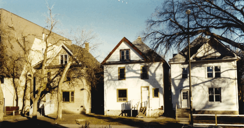 WBCLT Archives, Renovating and post-renovation CLT houses, circa 2000-2001